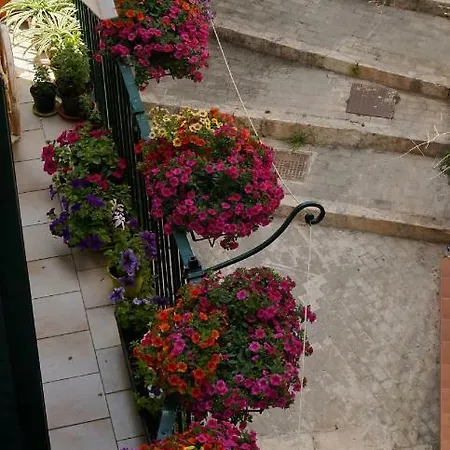 Kakaw Modica Charming House Apartment